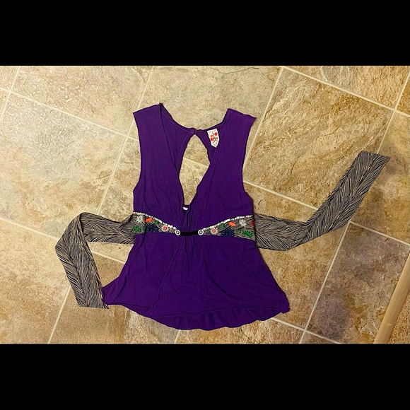 🌻Free People S/P Purple Top🌻 - Picture 1 of 8